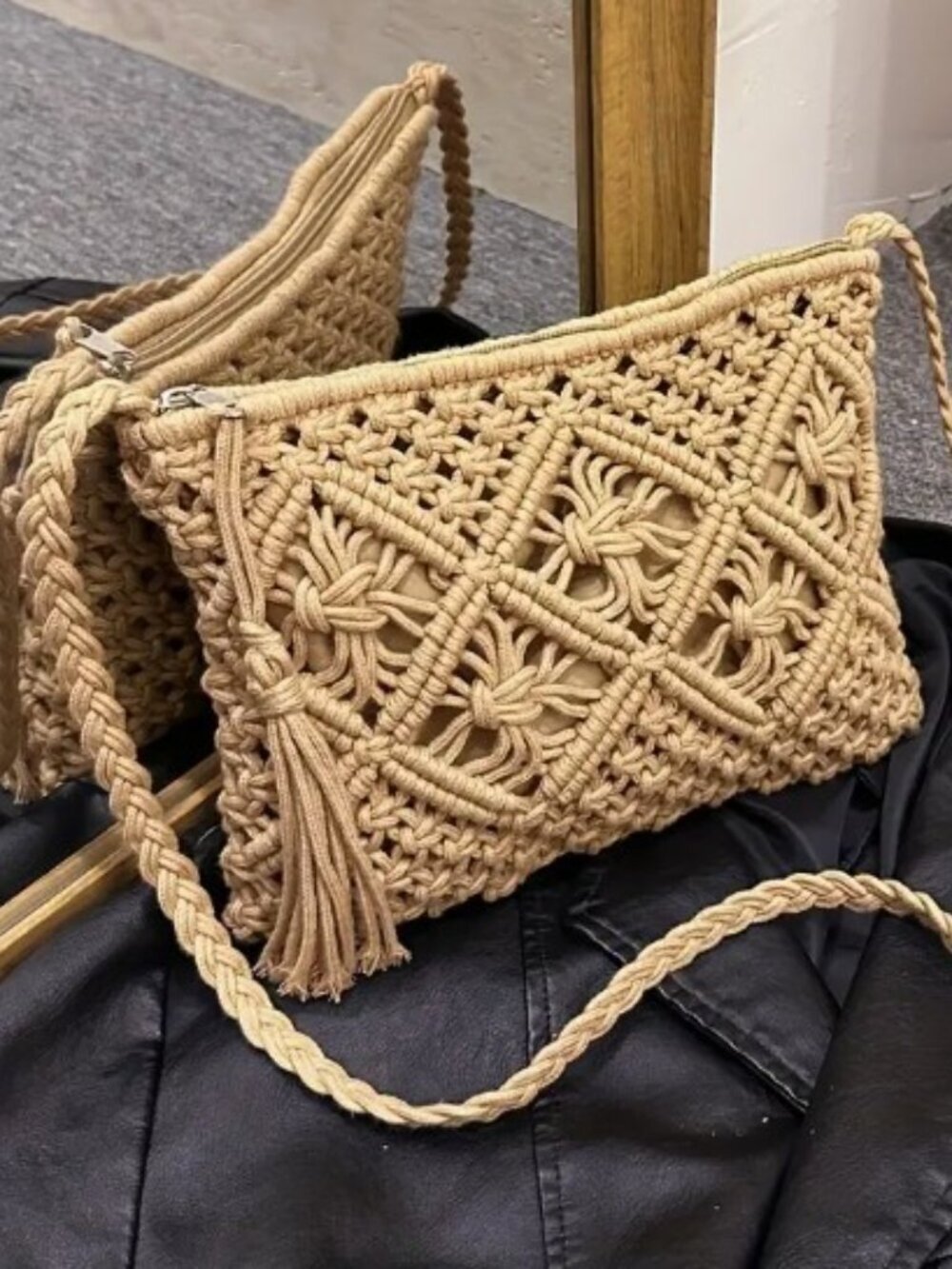 Boho Chic Handwoven Shoulder Bag Summer Beach Tote with Zipper Closure & Tassel